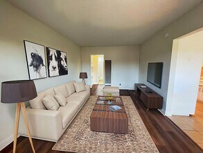 A8X in Gardena, CA - Building Photo - Interior Photo