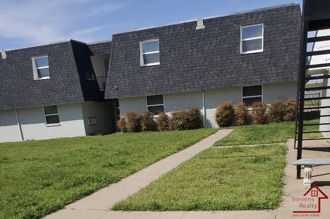 property at 2111 NW Lindy Ave