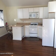 304 13th Ave in Belmar, NJ - Building Photo - Building Photo