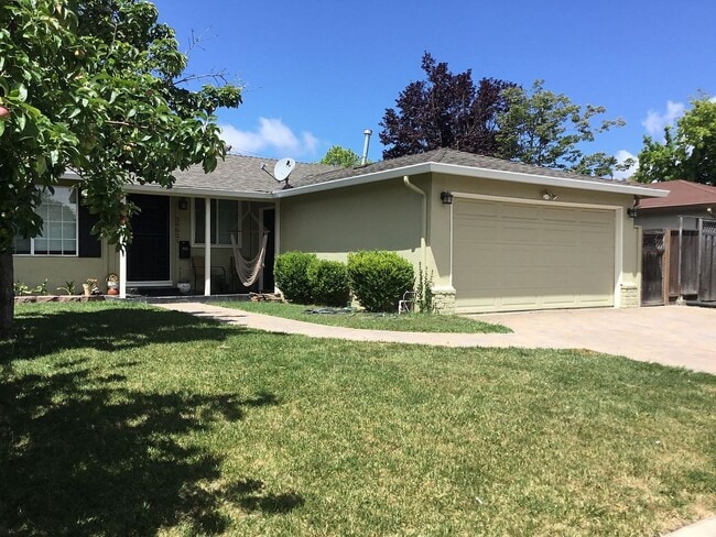 39821 Wyatt Ln in Fremont, CA - Building Photo - Building Photo
