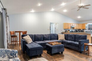 160 Hugh Dorsey Rd in Hartwell, GA - Building Photo