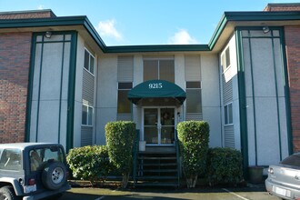 Bon Vista Apartments in Seattle, WA - Building Photo - Building Photo