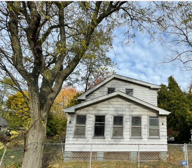 property at 6553 Newman Ave