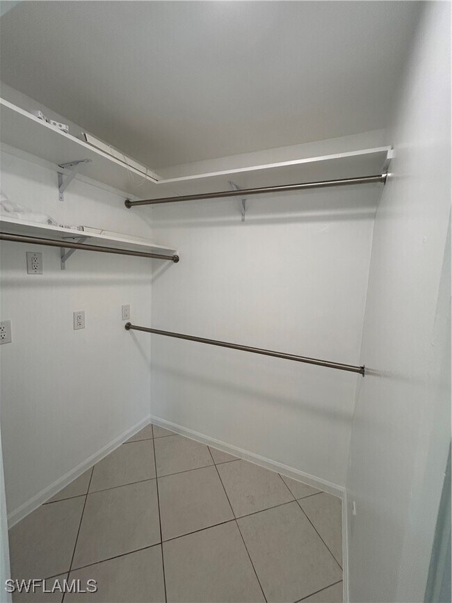 772 100th Ave N in Naples, FL - Building Photo - Building Photo