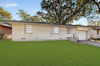 1530 Buena Vista St in Mesquite, TX - Foto de edificio - Building Photo