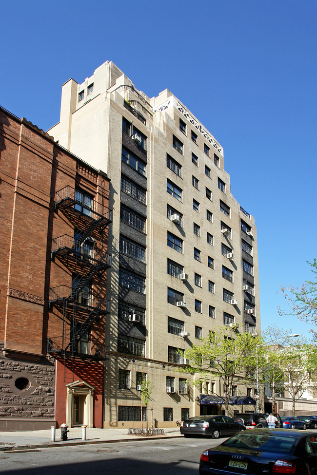 102 W 85th St in New York, NY - Building Photo - Building Photo