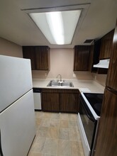 942 Lake Destiny Rd in Altamonte Springs, FL - Building Photo - Building Photo