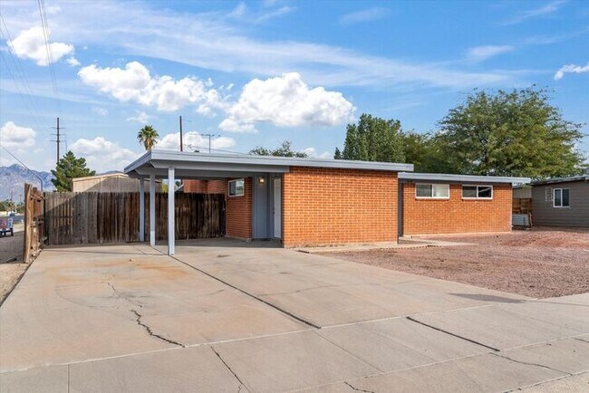 7901 E 19th Pl in Tucson, AZ - Building Photo - Building Photo