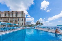 3140 S Ocean Dr, Unit 2203 in Hallandale Beach, FL - Building Photo - Building Photo