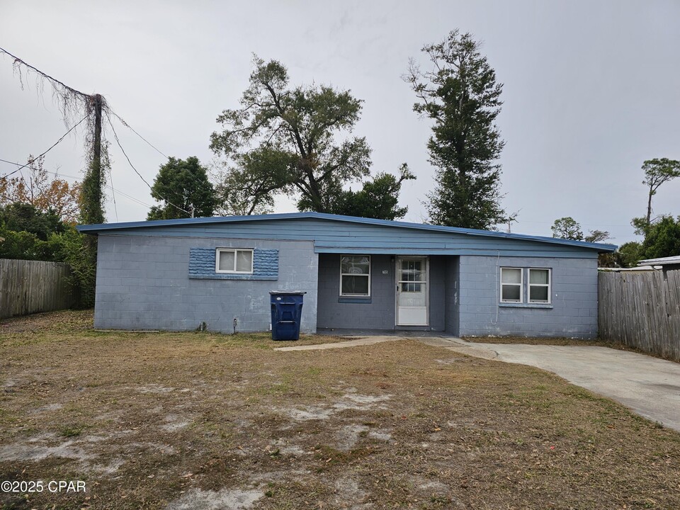 705 Satsuma Ave in Panama City, FL - Building Photo