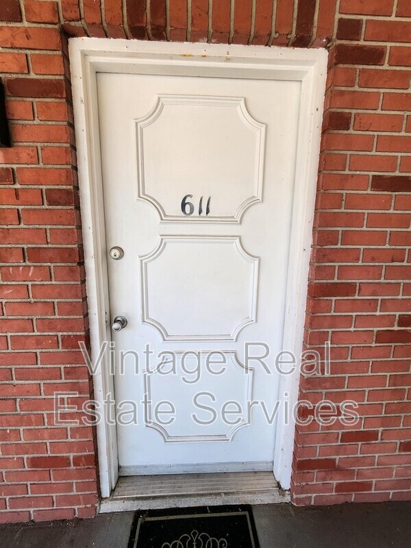 property at 3301 58th Ave S