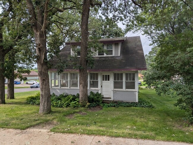 property at 601 2nd Ave S