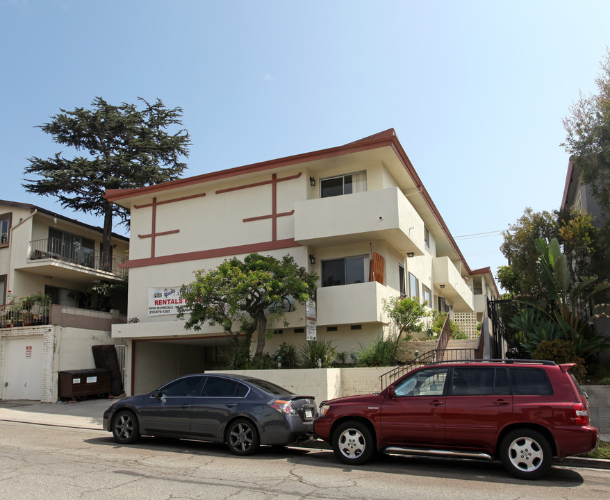 1332 Barry Ave in Los Angeles, CA - Foto de edificio
