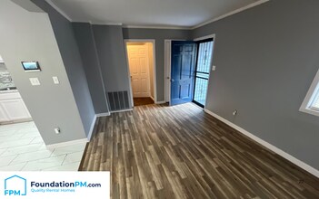 2412 Gentry Ave in Memphis, TN - Building Photo - Building Photo