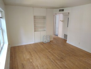 36 Sherman Ter in Madison, WI - Building Photo - Building Photo