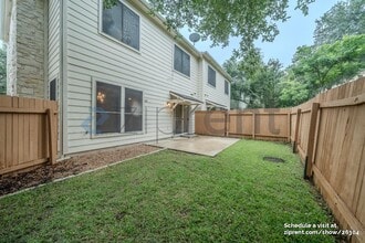 7501 Shadowridge Run in Austin, TX - Building Photo - Building Photo