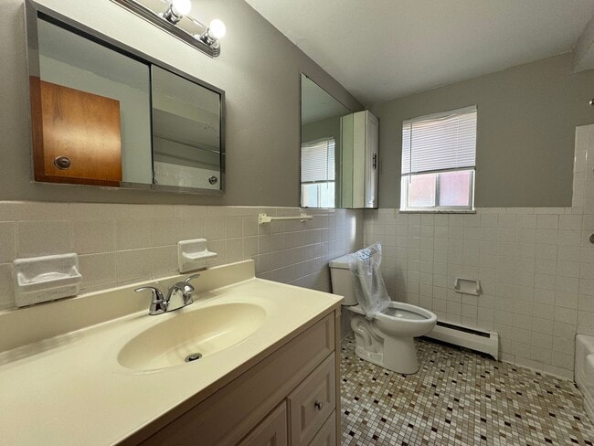 3935 W Sylvania Ave in Toledo, OH - Building Photo - Building Photo