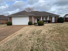 612 Gettysburg Dr in Jackson, TN - Building Photo