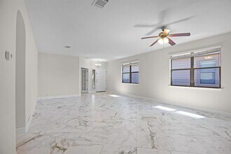 239 Drystone Trail in Liberty Hill, TX - Building Photo - Building Photo