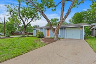 8001 Brockman St in Austin, TX - Building Photo - Building Photo