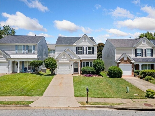 property at 1636 Heyford Cir NW