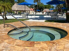 777 S Federal Hwy, Unit RP701 in Pompano Beach, FL - Building Photo