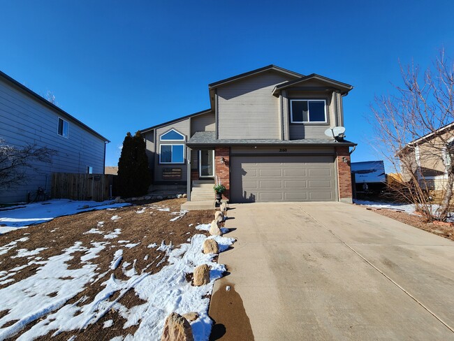 2160 Bent Tree Ln in Fountain, CO - Foto de edificio - Building Photo