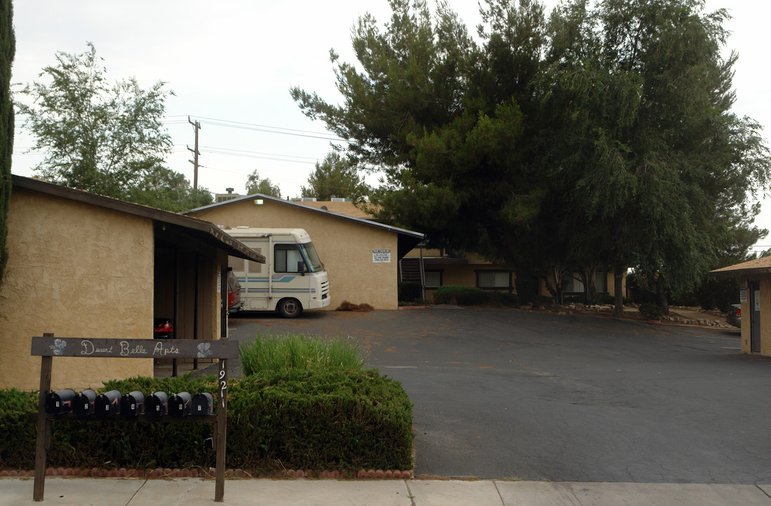 Desert Bell Apartments in Apple Valley, CA - Building Photo