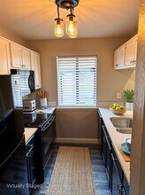 1730 Crestpoint Dr in Arlington, TX - Building Photo - Building Photo