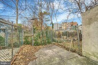 4211 Parrish St photo'