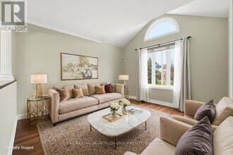 188 Whispering Winds Way in Ottawa, ON - Building Photo - Building Photo