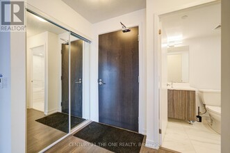 219-1219 Dundas St E in Toronto, ON - Building Photo - Building Photo