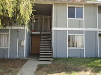 Altos West Apartments in Fresno, CA - Foto de edificio - Building Photo