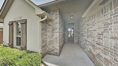 15308 Homecoming Dr in Edmond, OK - Building Photo - Building Photo