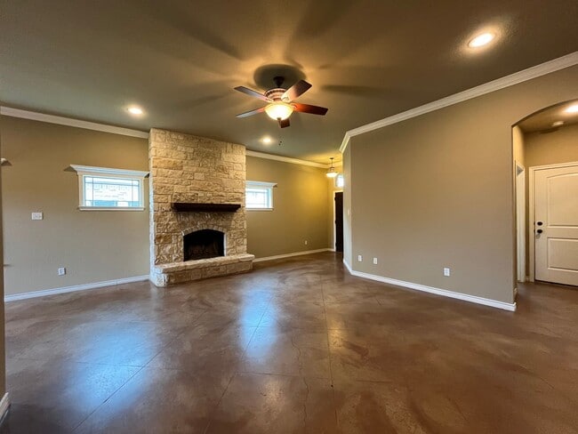 3113 Silver Saddle Dr in Robinson, TX - Building Photo - Building Photo