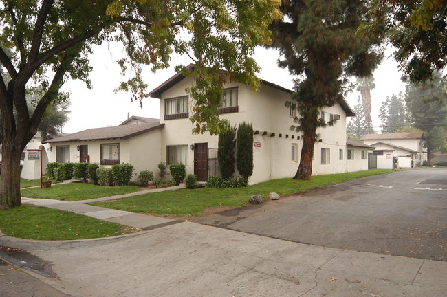 391-395 Stillman Ave in Upland, CA - Building Photo - Building Photo