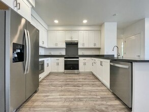 42111 Osgood Rd in Fremont, CA - Building Photo - Building Photo