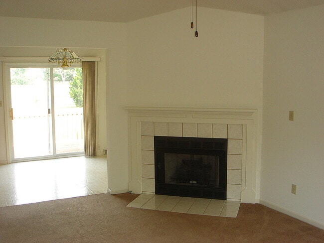 1904 Mayberry Dr in Columbia, MO - Building Photo - Building Photo