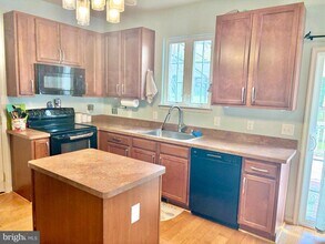 11793 Bakers Lane in King George, VA - Building Photo - Building Photo