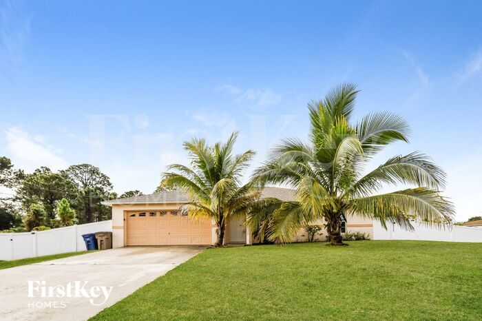 4725 22nd St SW in Lehigh Acres, FL - Building Photo