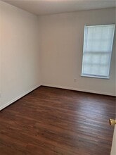 411 Fourth Ave in Chickasaw, AL - Building Photo - Building Photo