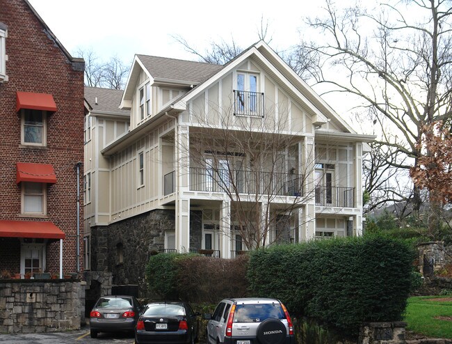 933, 935-& 937 Piedmont Ave NE in Atlanta, GA - Foto de edificio - Building Photo