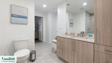 5201 Leesburg Pike, Unit 429 in Baileys Crossroads, VA - Building Photo - Building Photo