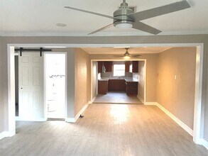 5714 Southwind St in Houston, TX - Building Photo - Building Photo
