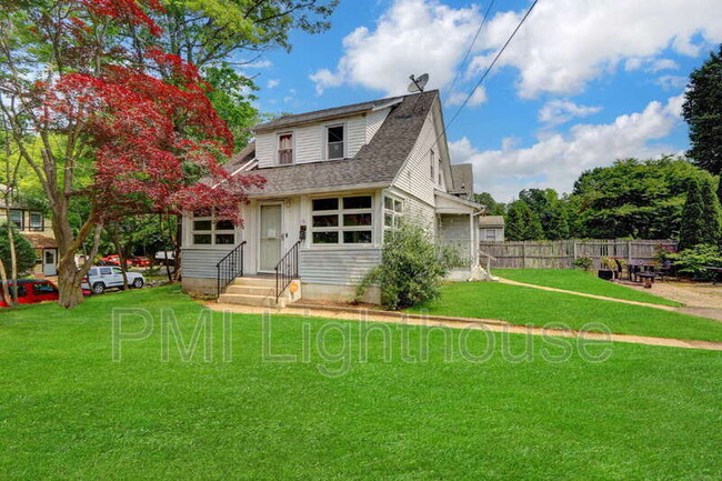 property at 15 Canyon St