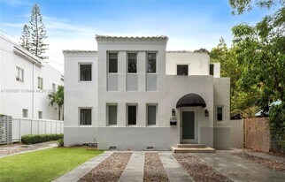 2356 SW 16th Ave in Miami, FL - Building Photo