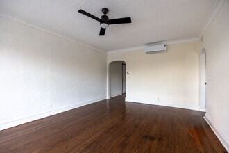 5505 N Lincoln Ave, Unit 2S in Chicago, IL - Foto de edificio - Building Photo