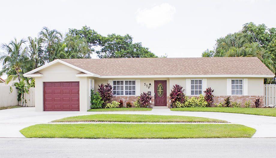 556 NW 15th Ct in Boca Raton, FL - Building Photo