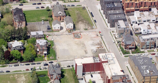 Alfred Street Townhomes in Detroit, MI - Building Photo - Building Photo