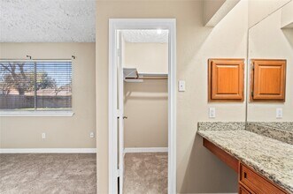 311 Windward in League City, TX - Foto de edificio - Building Photo